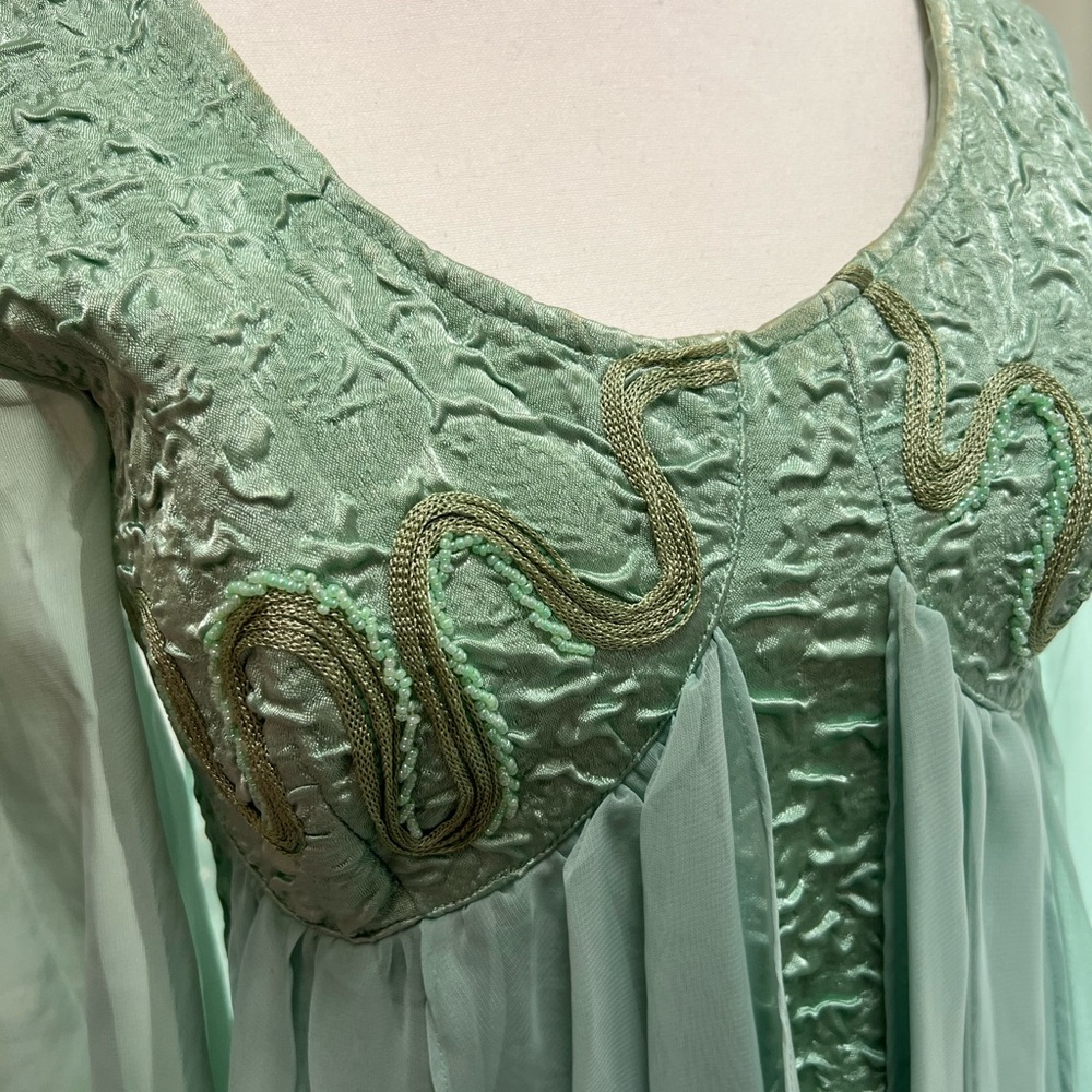 Stunning Satin Bodicon Dress with Beaded Bust&Flowing Chiffon Accents - Picture 6 of 15